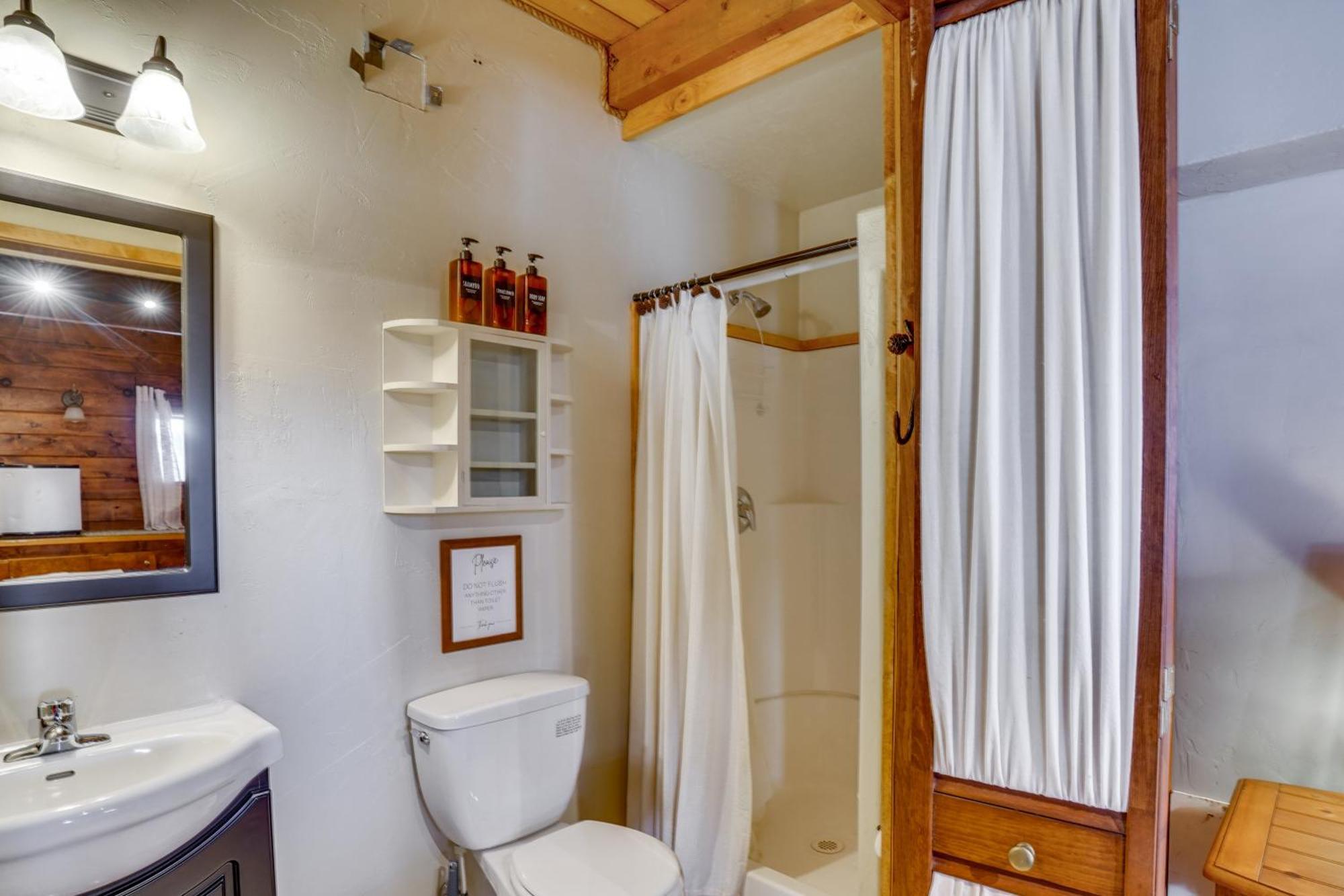 Pet-Friendly Duck Creek Village Retreat With Deck! المظهر الخارجي الصورة