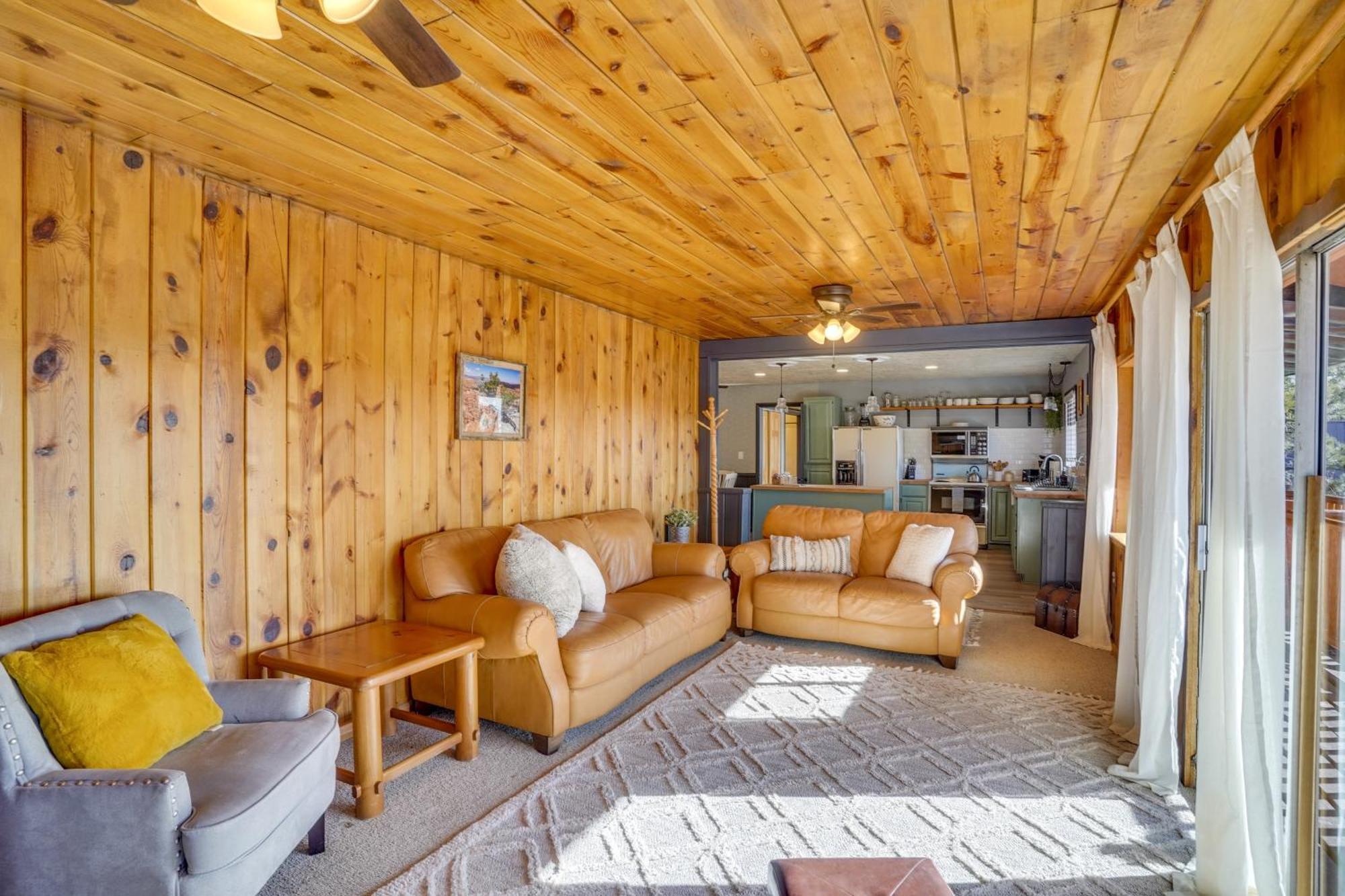 Pet-Friendly Duck Creek Village Retreat With Deck! المظهر الخارجي الصورة